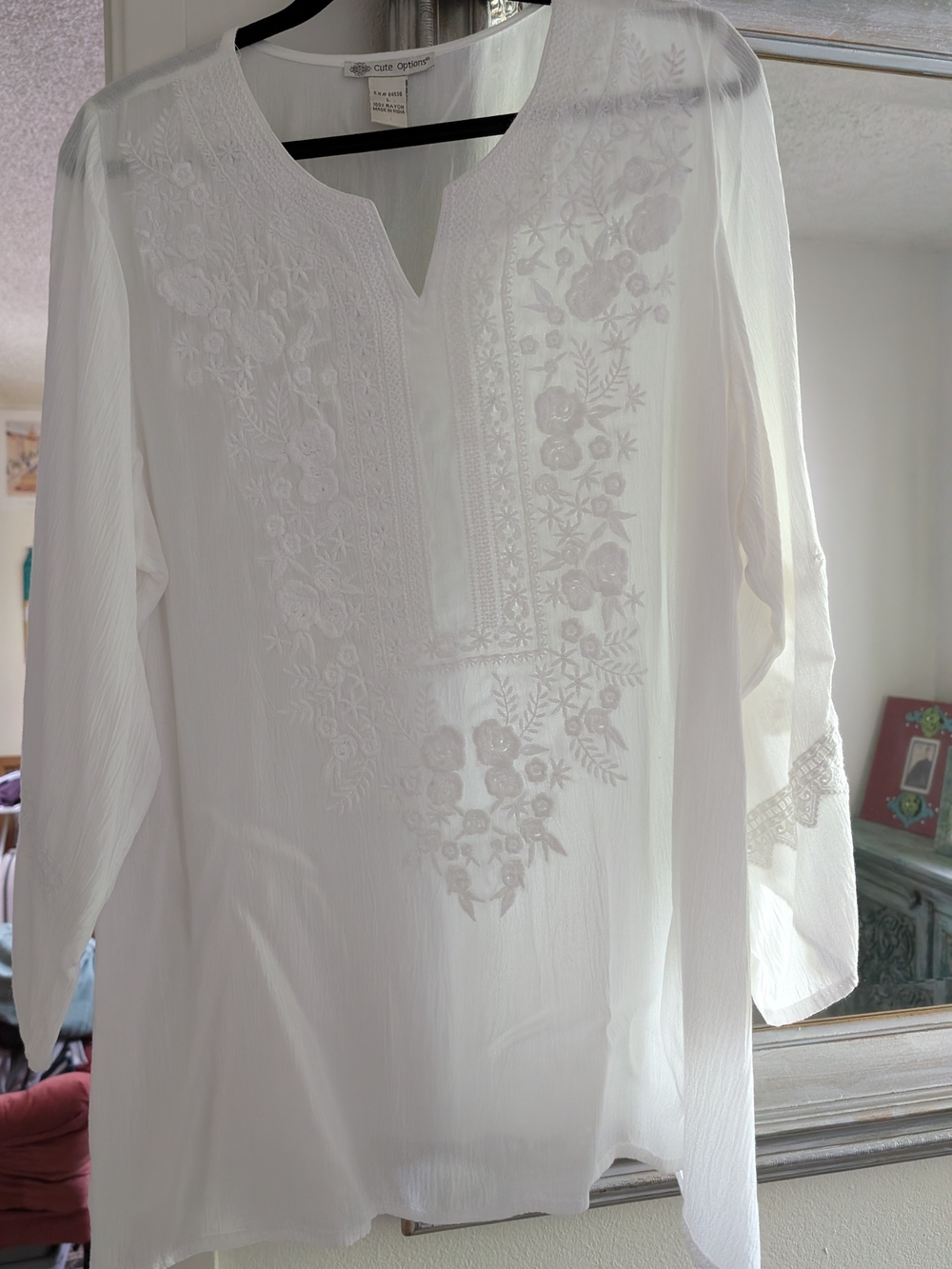 Cute Options White Embroidered Split-Neck Tunic Top